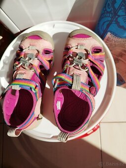 Keen sandály velikost 31, duhové - 5