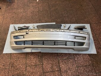 Přední nárazník BMW E46 titansilber - 5