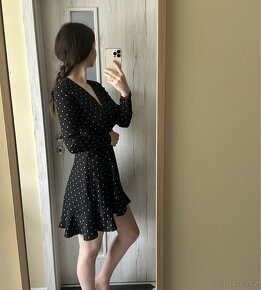 Puntíkové šaty Reserved S - 5