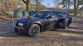 Chrysler 300C - 5