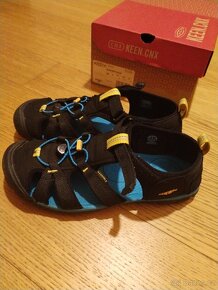 Letní chlapecké sandály KEEN velikost 39 - 5