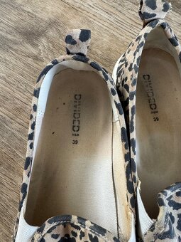 Slipony s motivem leoparda - 5