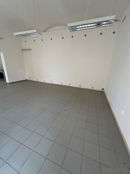 Pronájem - Obchodní prostory v centru Liberce 75m2 - 5