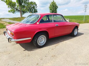 Alfa Romeo 1750 GTV - 5