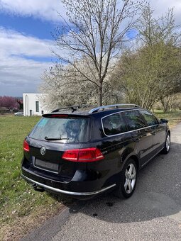 VW Passat 2.0 TDI 4motion 2013 Výhř čel okna tažné Alcantara - 5