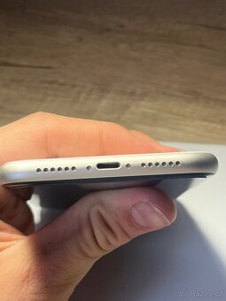 iPhone 11 - 5