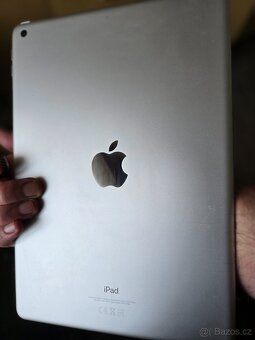 Apple Ipad 9 - 5