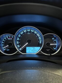 Toyota Auris 1.33 VVT-i (73 kW) - 2015, 95 tis. km - 5