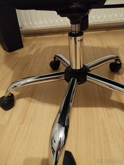 Kancelářské křeslo - 5