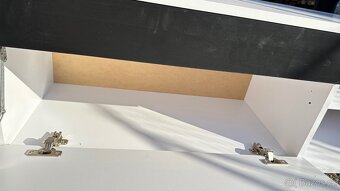 Stolek / komoda pod TV - 5