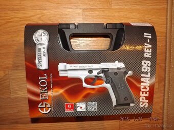 Prodám novou plynovou pistoli,nepoužitá Beretta 9mm - 5