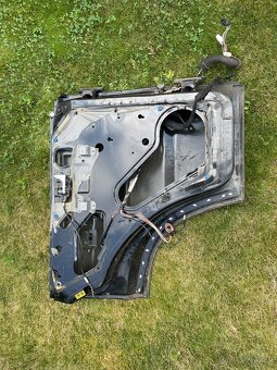 Land Rover Discovery 2 - zadní levé dveře + ostatní - 5