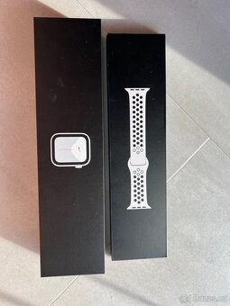 Apple Watch series 5 - 5