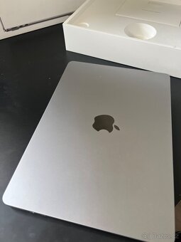 MacBook Air M2 16 GB RAM 256 SSD - 5