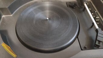 Tesla gramoradio Dominant - 5