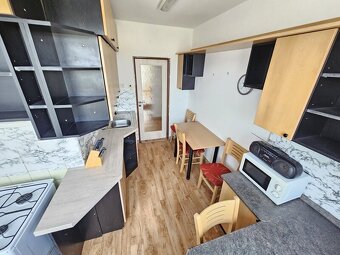 Pronájem bytu 3+1 ve Velkých Opatovicích - 5