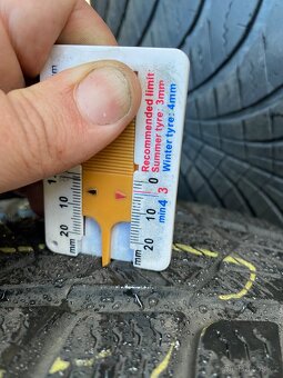 5x112 R17 6,5J ET39 BMW + 205/60 R17 Pirelli (2022) - 5