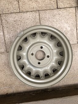 Disk ,ráfek  Praga, Tatra , škoda ,4,5x16 ? - 5