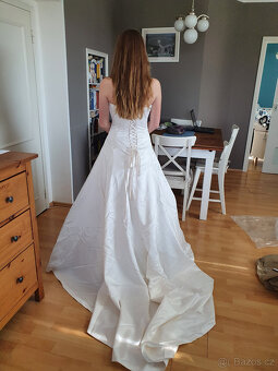 Svatebni šaty vel. 36 = 40 cm. - 5