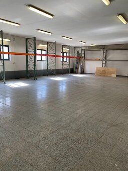 Pronájem výrobní haly 1200 m2 - 5