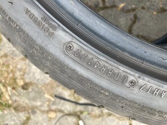 2x letní pneu Falken 225/40/18, cca 5,5 mm - 5