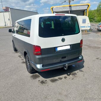 VW T5.1 4x4 long 8-míst - 5