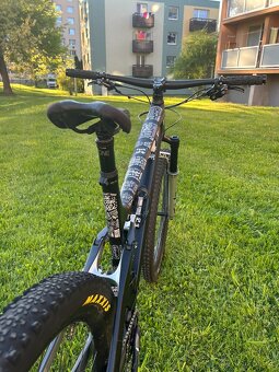 YT Izzo Pro Race 2021– Custom XXL (188+) - 5