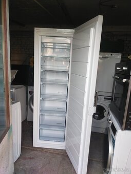 Prodám vysoký šuplíkový mrazák zn.Gorenje-- ZDARMA DOVEZU-- - 5