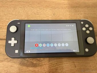 Nintendo Switch Lite - 5