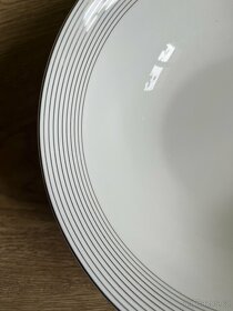 Kostní kvalitní porcelán - mísa, talíře - 5