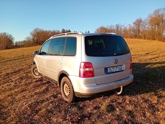 Vw touran 2.0 tdi 100kw - 5