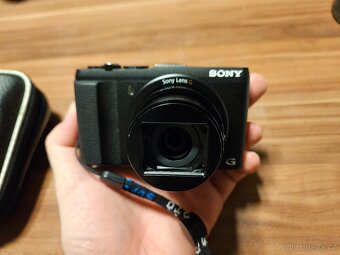 Sony DSC-HX60 - 5