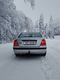 Hyundai Elantra 2.0l crdi - 5