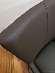 Nová lavice + 2 židle pravá kůže + dub masiv - 5