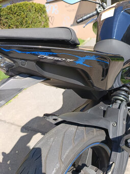 CFMOTO, Model 650 NK - 5