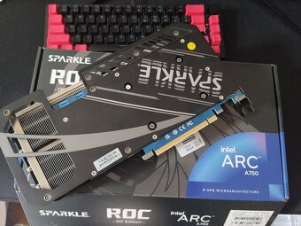 Intel Arc A750 ROC OC 8GB - 5