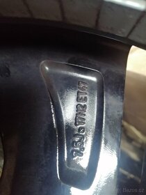 VW Passat CC - originální letní sada Buenos 17" - 5