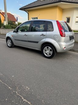 Ford Fiesta 1.4. 59 kW benzín - 5