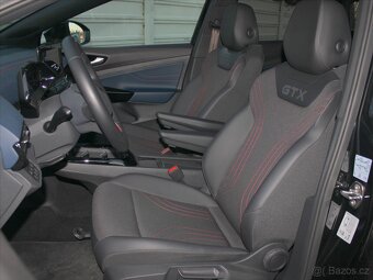 Volkswagen ID.4 GTX 220kW 4Mot. ČR 1.maj GTX 220kW/77kWh 4M - 5