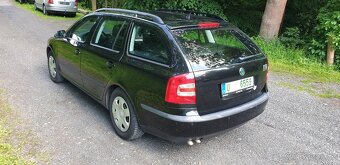 OCTAVIA II 2.0TDI KOMBI TOP STAV SERVISKA SOUNDSYSTEM - 5