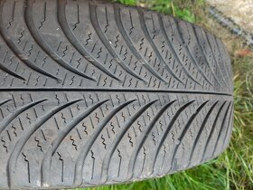Pneu zimní 195 65 15, Goodyear - 5