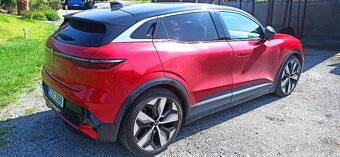 Renault Megane etech - 5
