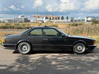 BMW M635CSi (E24) z roku 1984 - 5