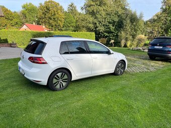 VOLKSWAGEN eGOLF VII  NAVI FULL LED - 5