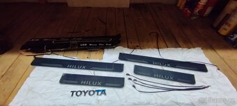 Toyota Hilux Led osvětlení prahu 4ks - 5