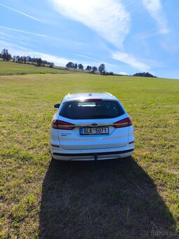 Ford Mondeo kombi 2.0 TDCi Titanium 08/2020 - 5
