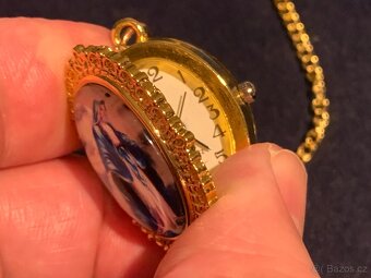 přívěs s hodinkami - 5