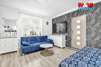 Prodej rodinného domu v Starých Jesenčanech - 5