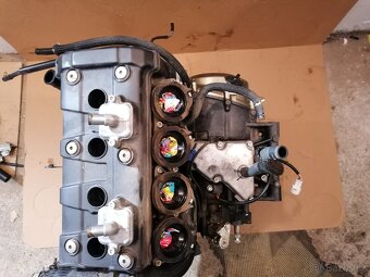 Motor yamaha xj6 - 5