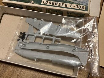 Dubena Lockheed L-188 Electra ČSA 1:96 - 5